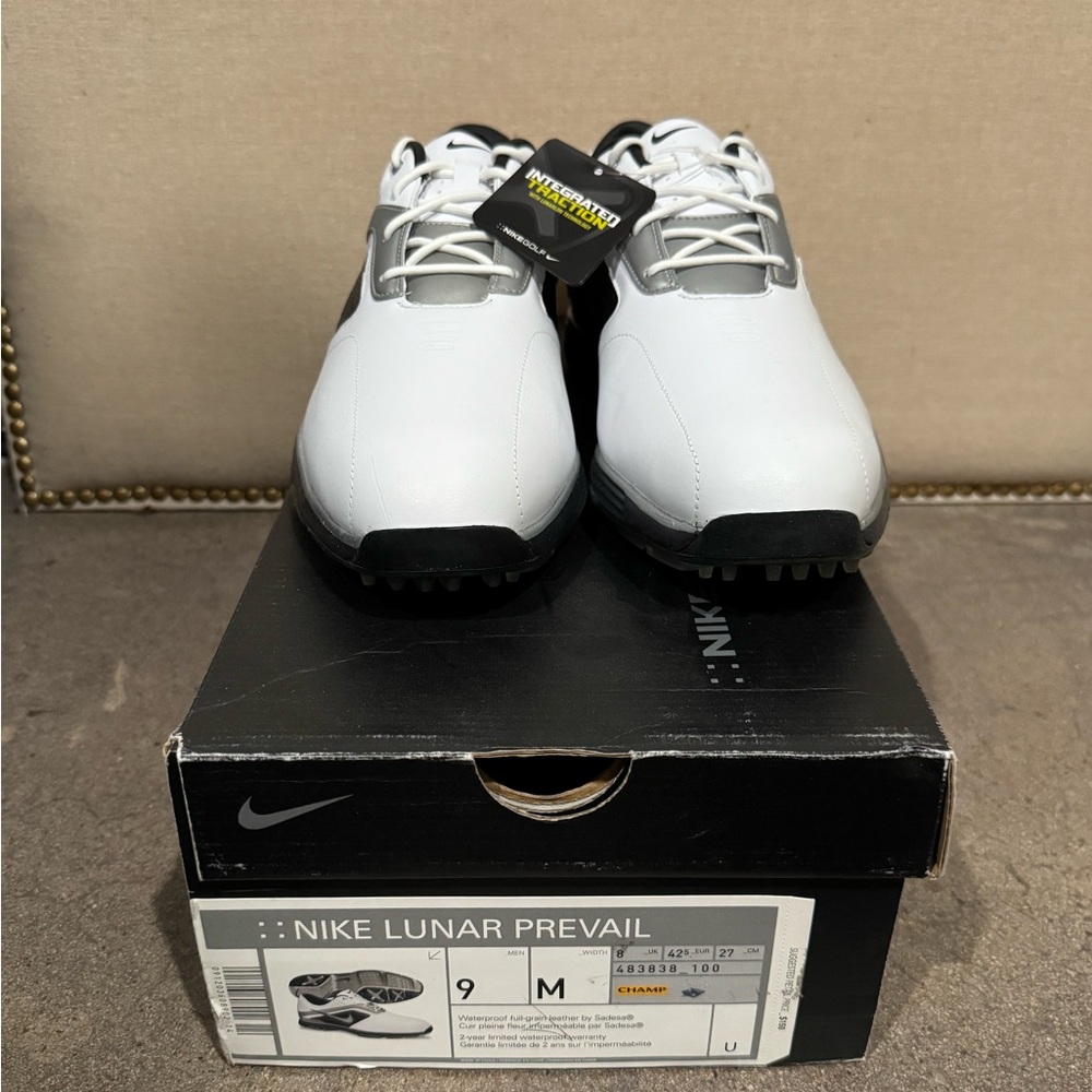 Nike Lunar Prevail Shoes